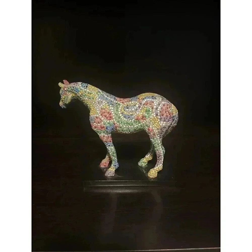 Trail of‎ Painted Ponies Caballo Brillante